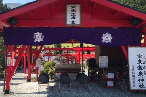 実績事例1017：神社のオリジナル神前幕使用風景