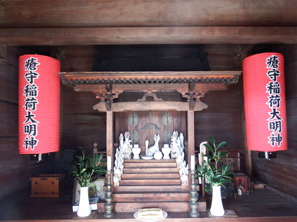 実績事例1300：神社様の装飾用オリジナル和紙提灯　活用風景2