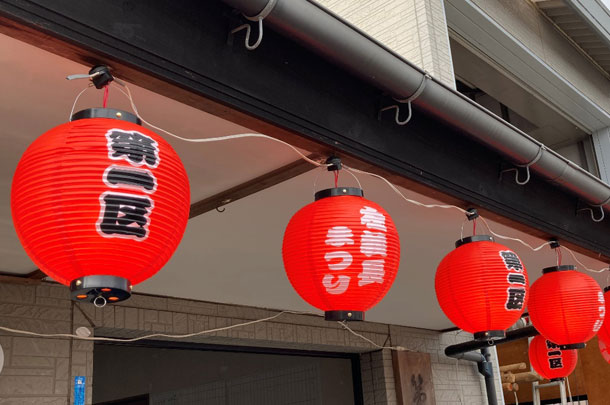 実績事例1327：町内会様の祭礼行事用オリジナルビニール提灯　活用風景